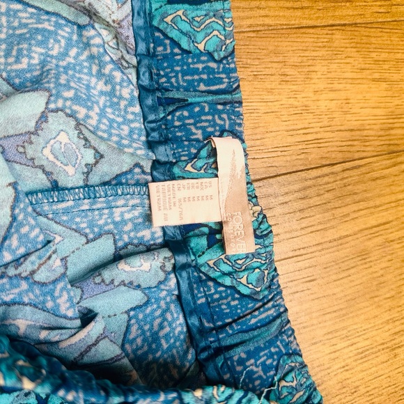 Forever21 Print Drawstring Shorts - Picture 7 of 8